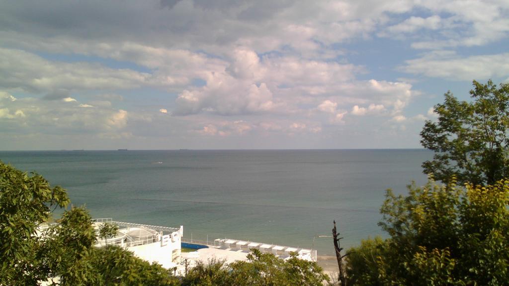Dolphin Apartment Odessa Dış mekan fotoğraf