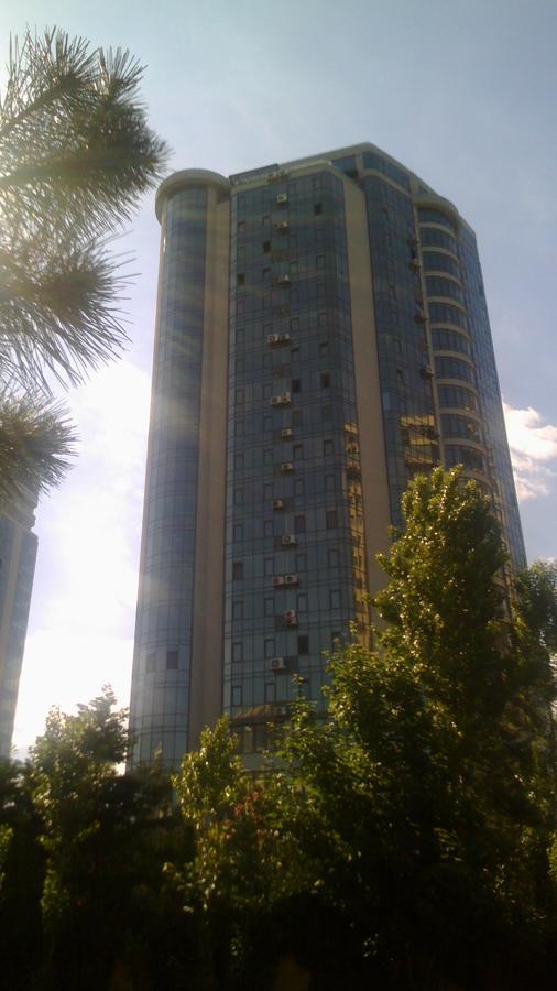 Dolphin Apartment Odessa Dış mekan fotoğraf